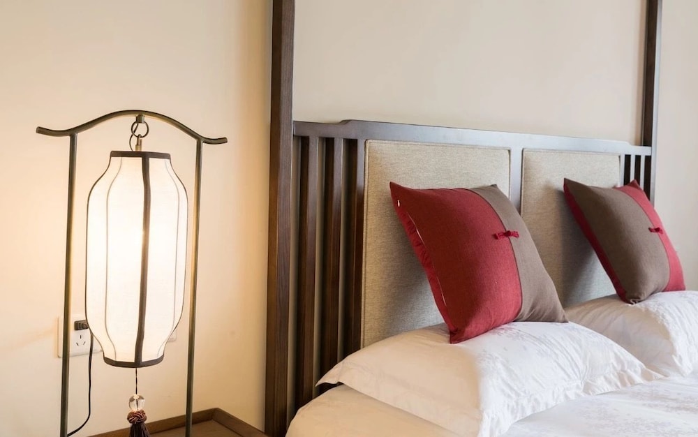 Yi Garden Cultural Hotel Disney Branch 30/50