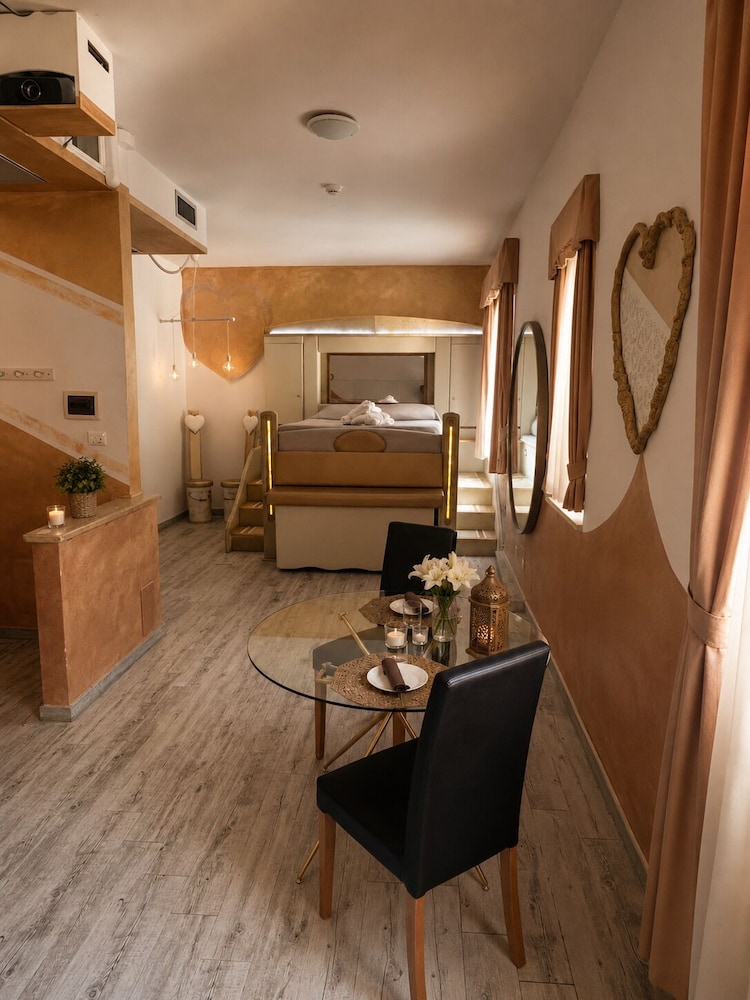 Albergo Butterfly 43/63