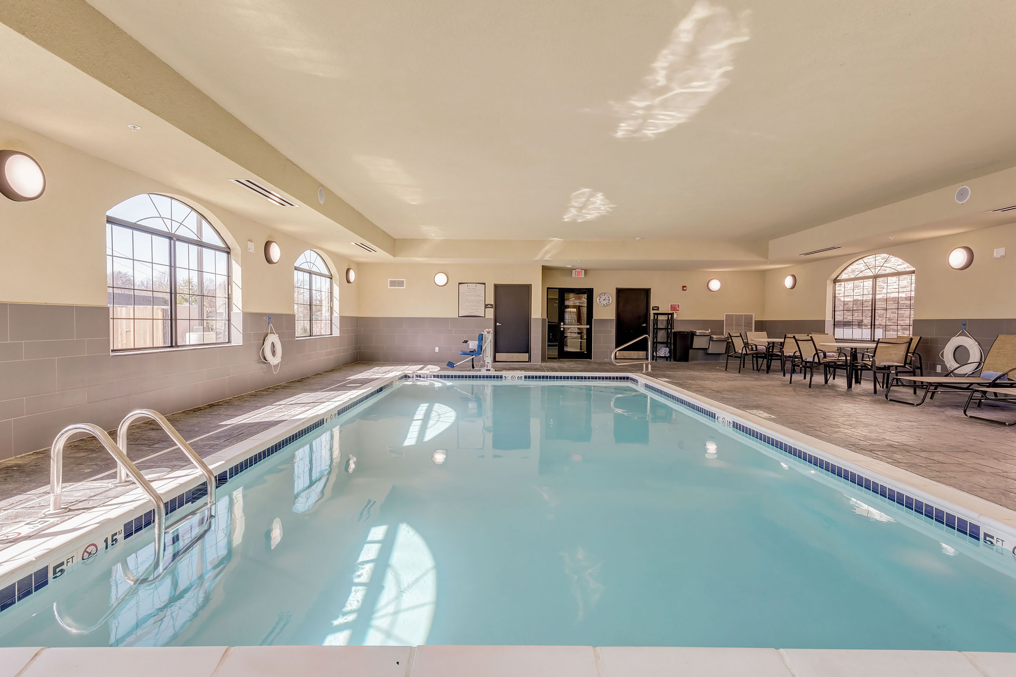 Staybridge Suites St Louis - Westport 10/37
