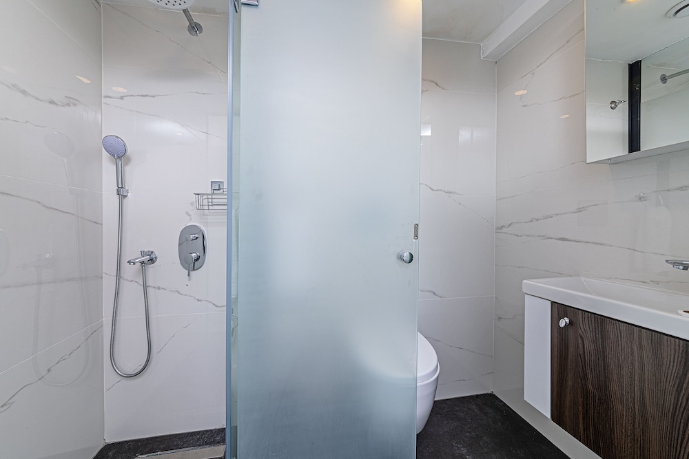 SEPTIMUM HOTEL 25/25