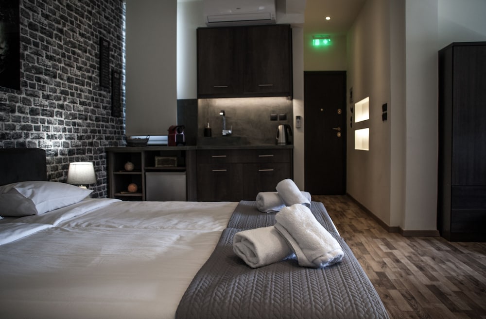 Athens Version Luxury Suites 31/70