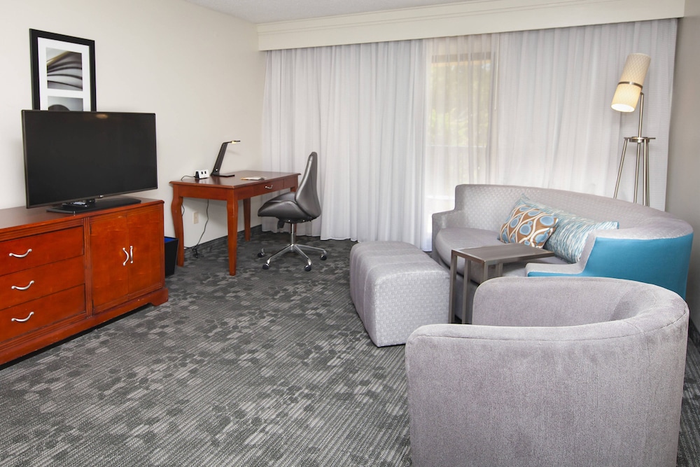 Courtyard By Marriott Valdosta 22/35