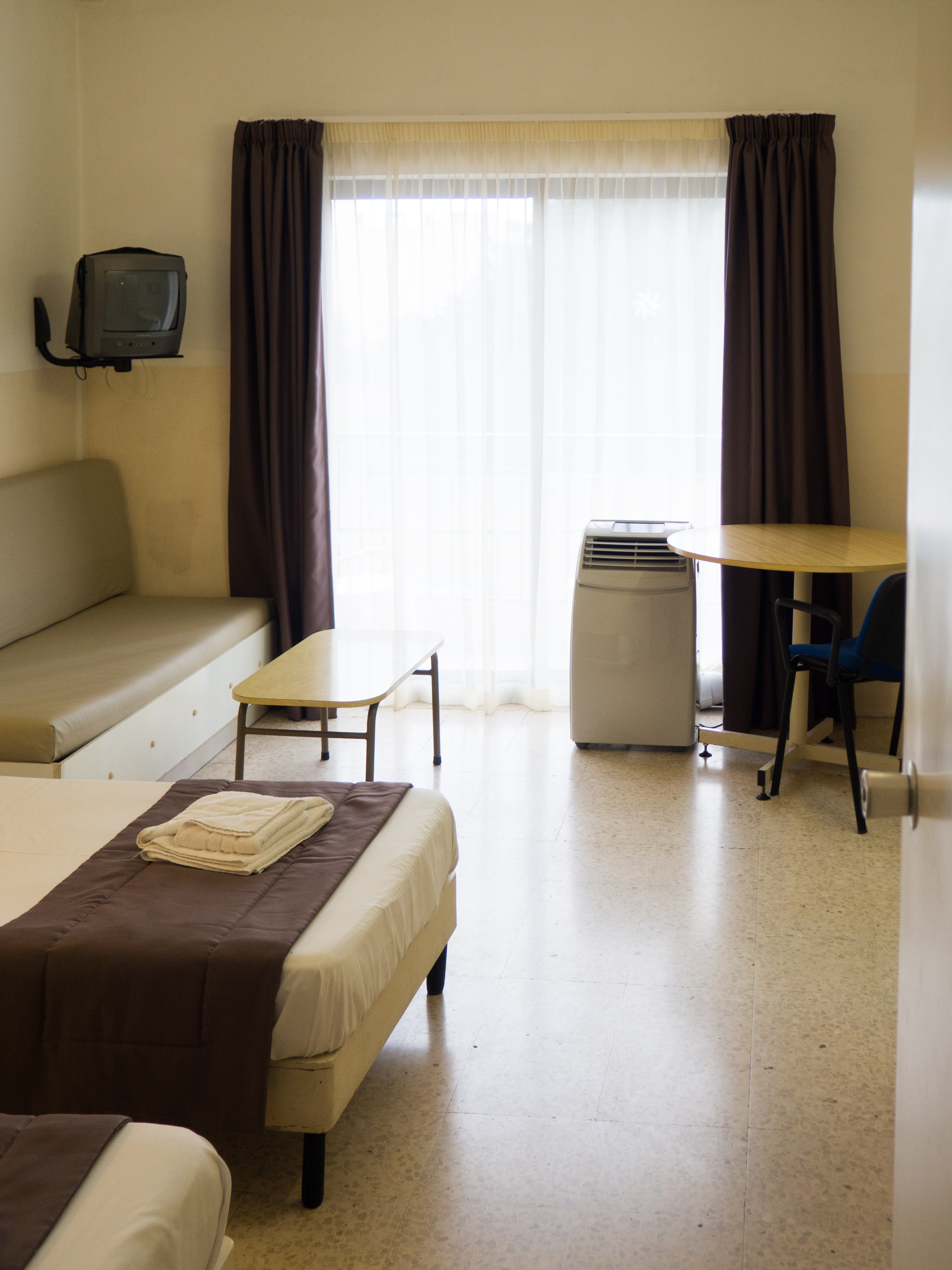 Huli Hotel and Apartments 22/25