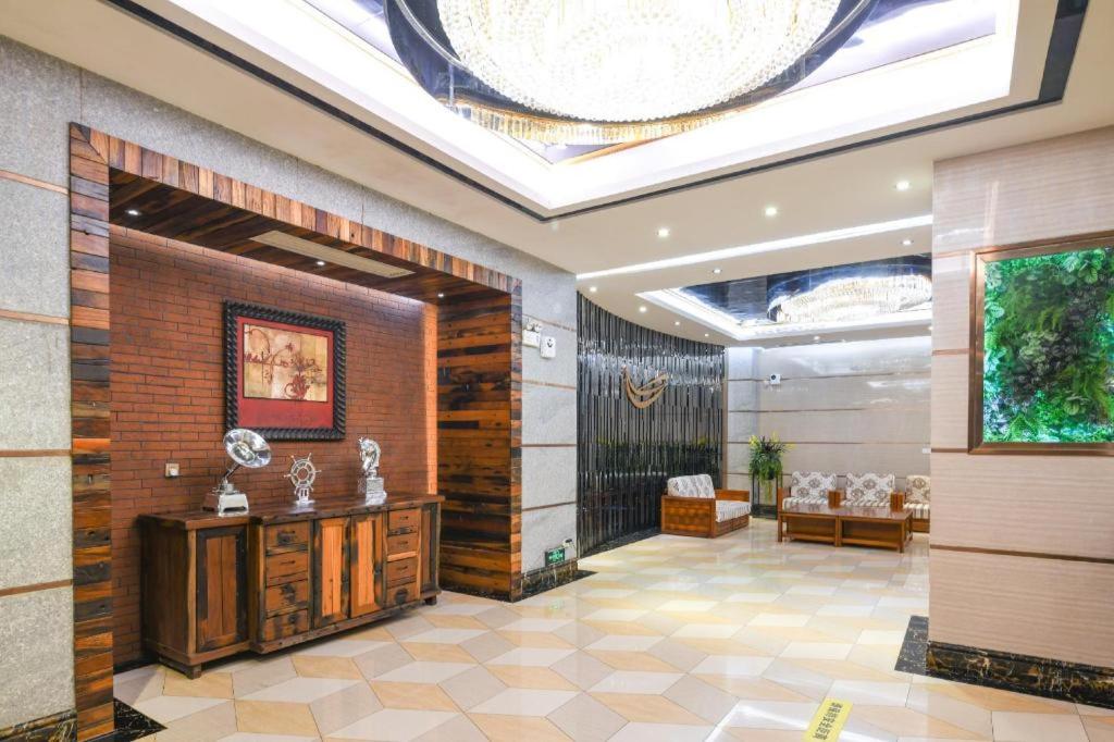 Gondola Taikoo Hotel 7/48