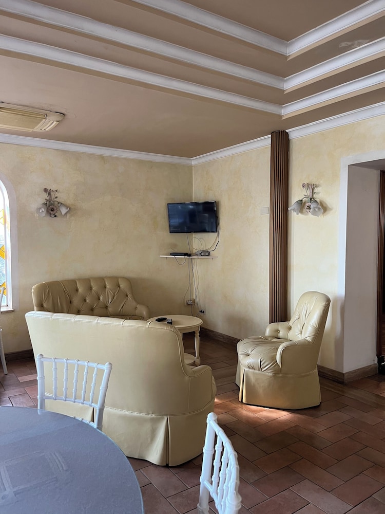 Hotel Quadrifoglio by Mancini 33/50