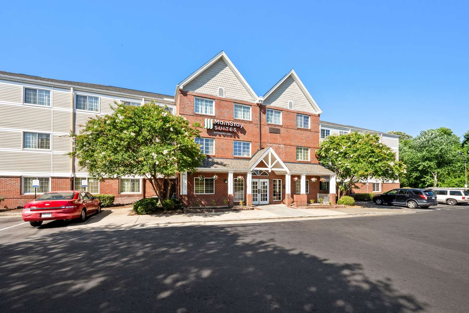 MainStay Suites Raleigh North 28/29
