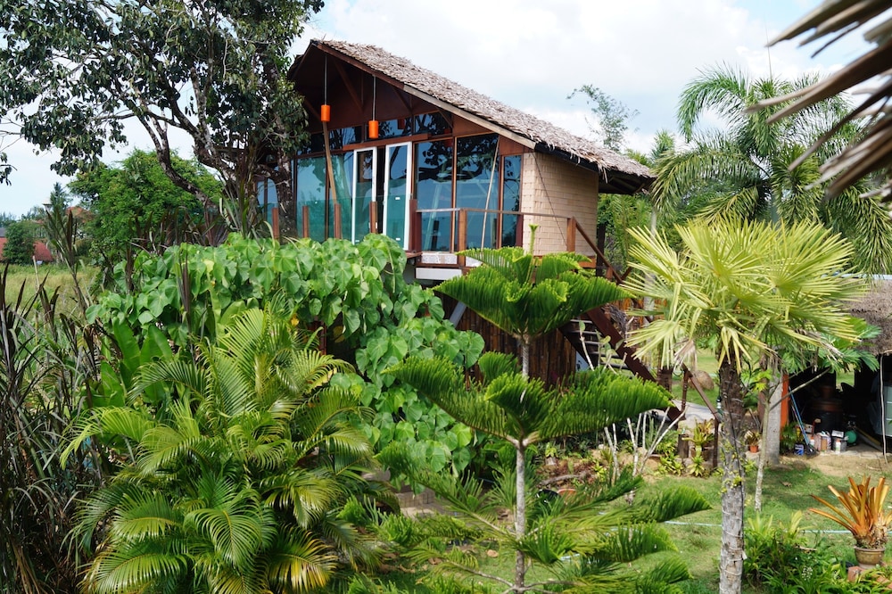 Khao Lak Relax Resort 7/50