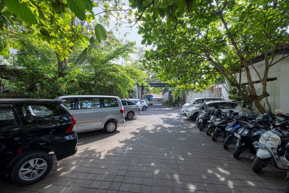 Taksu Sanur Hotel 66/76