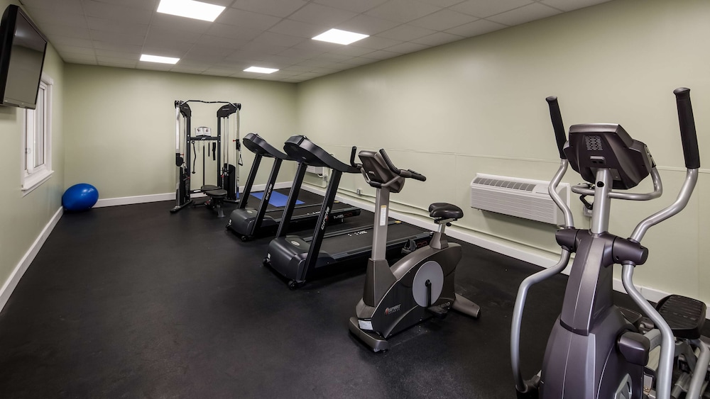 Best Western Detroit Livonia 26/42