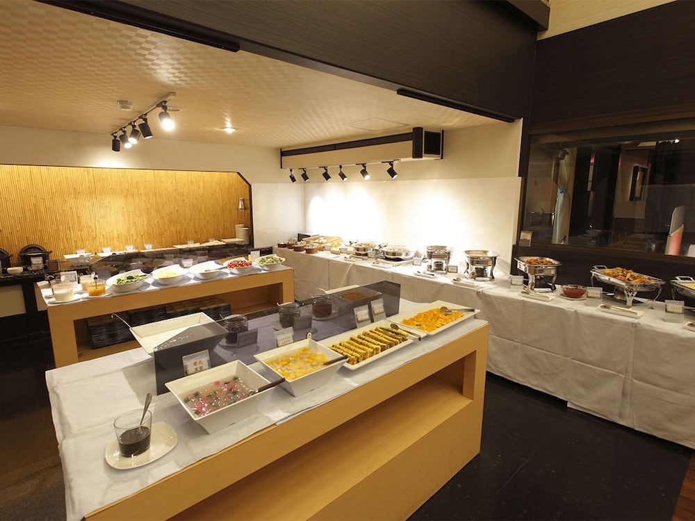 Atami Season Hotel 50/50