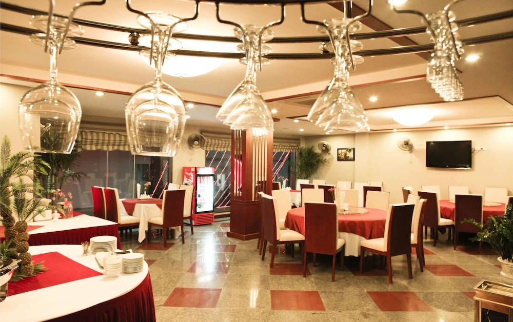 Sen Hotel 48/53