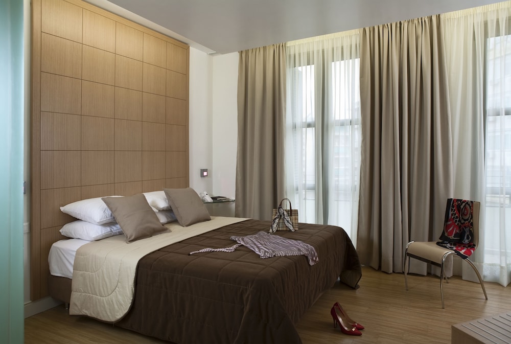 Chic Hotel 23/45