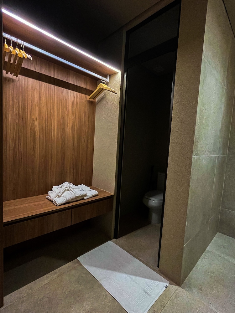 Hamares Boutique Hotel 18/44