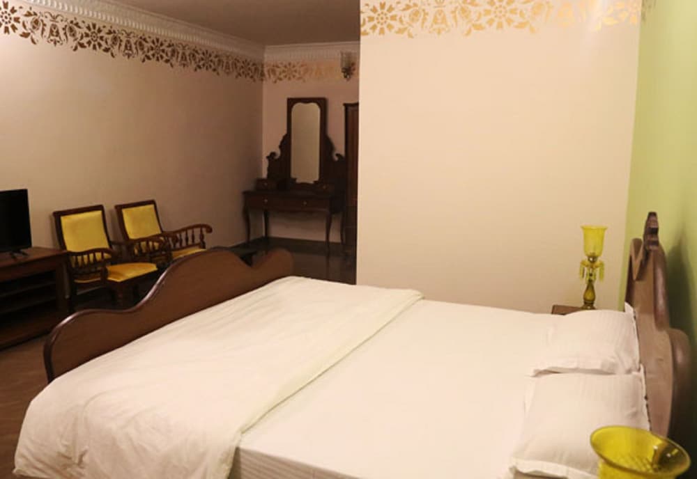 Vijaigarh Kothi 16/42