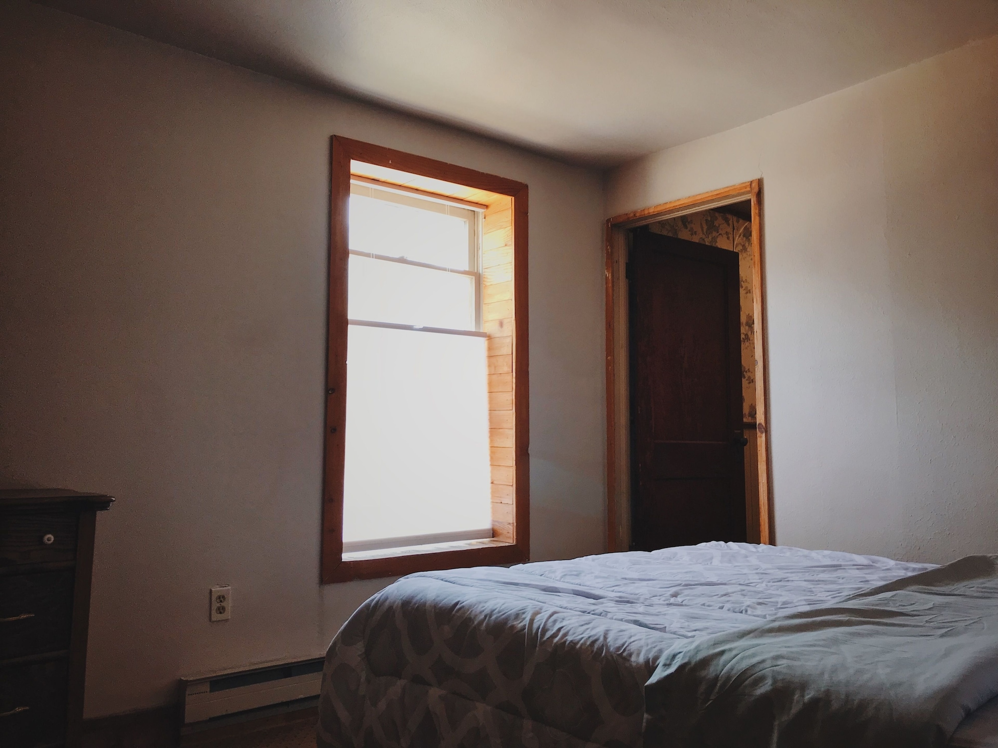 Private, Queen Bed