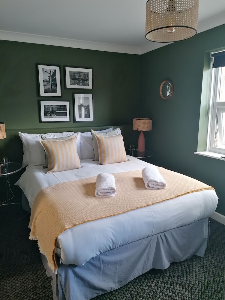 STANDARD, DOUBLE BED
