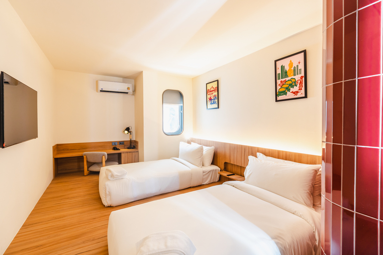 Vela, Deluxe, Twin Beds