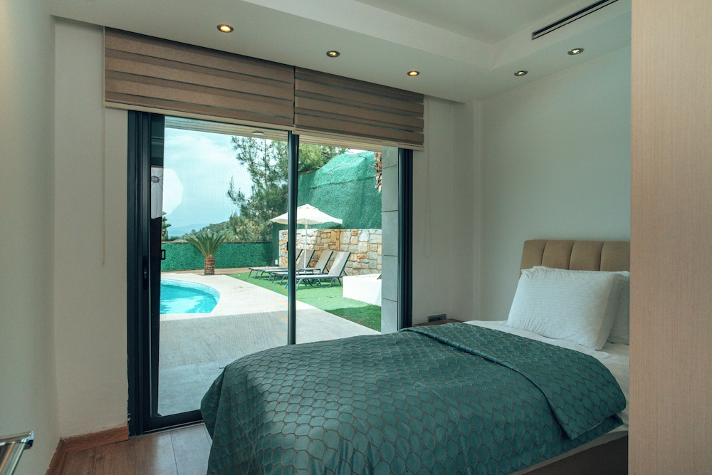 Alya Sierra Bodrum 21/60