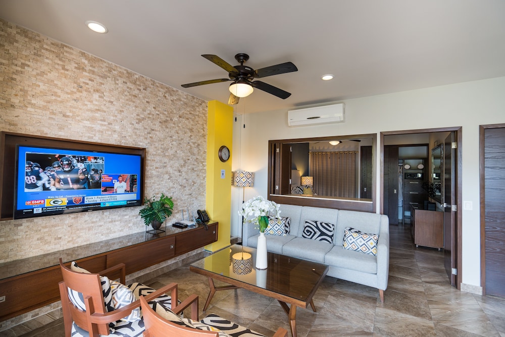 Resorts By Pinnacle 220 13/72