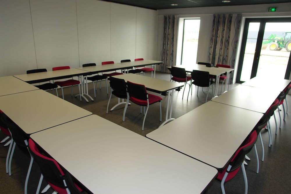 Brit Hotel Vendee Mer 30/33