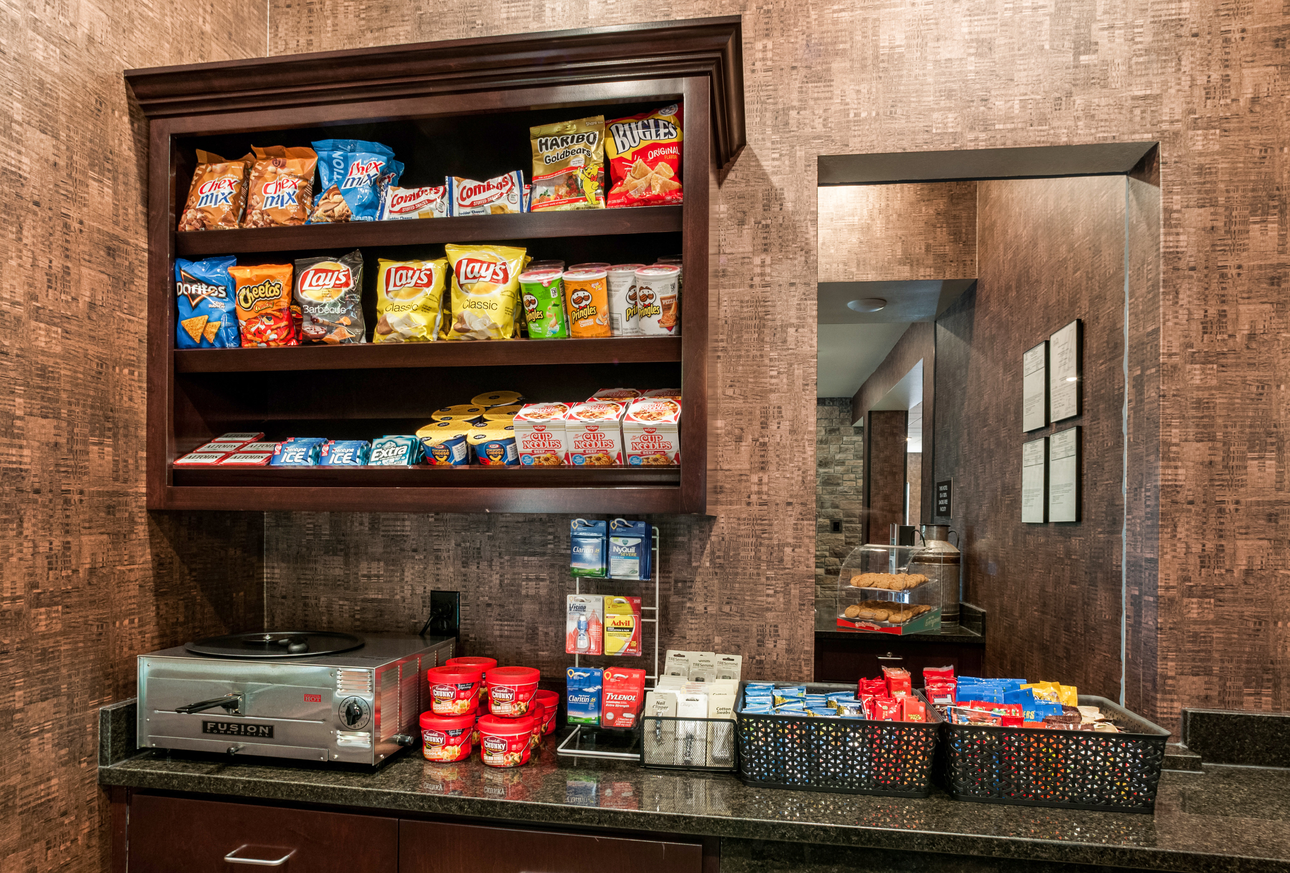 Cobblestone Hotel & Suites - Appleton International Airport 27/62