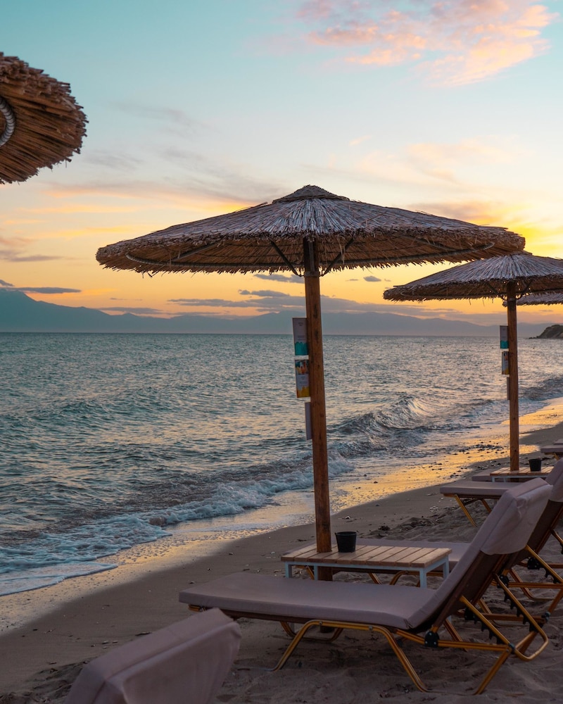 GEORGALAS SUN BEACH HOTEL 45/48