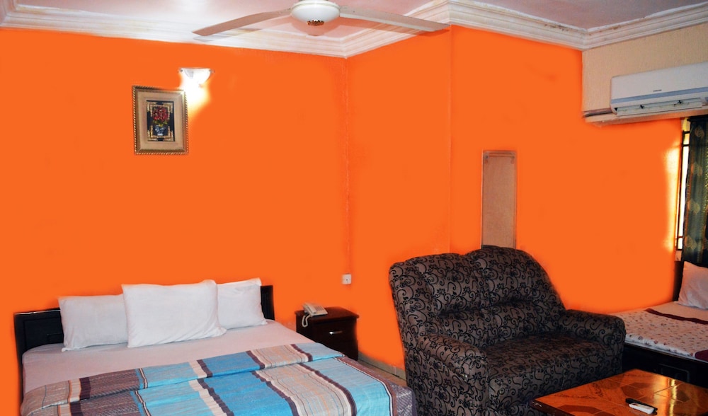 HardRock Hotel and Suites 24/48