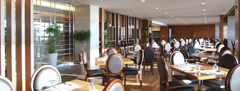 The Class 300 Hotel and Condominium 25/36