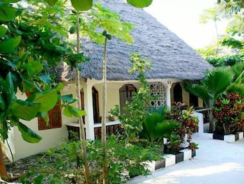 Mbuyuni Beach Village 2/83