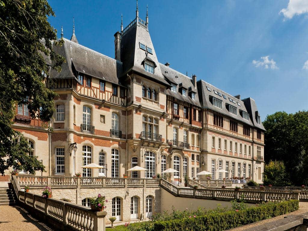 Chateau Jeanne & the Forest - Chateau de Montvillargenne in GOUVIEUX