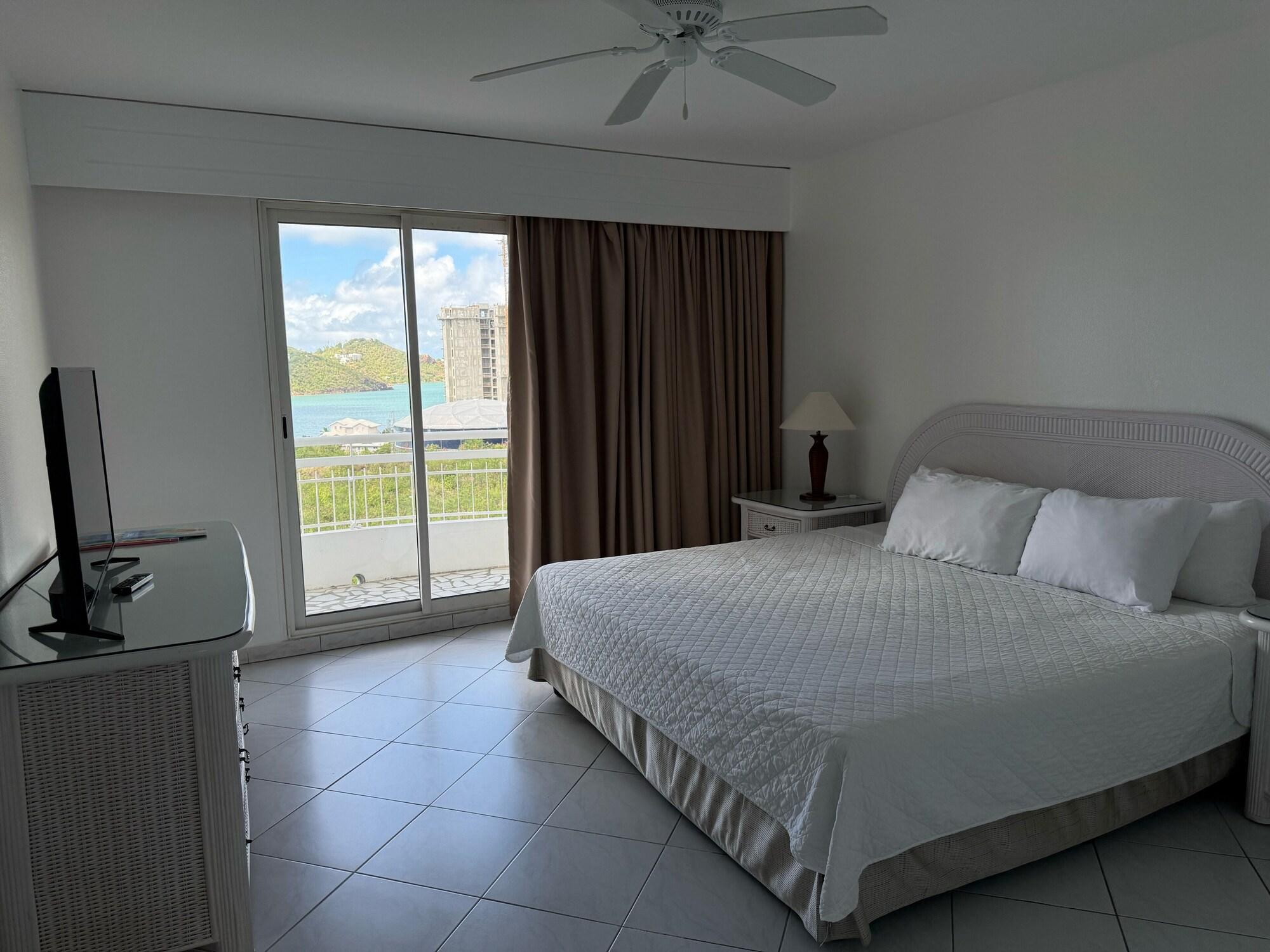 جناح جونيور بإطلالة على البحر بغرفتي نوم، Sapphire Beach Club and Resort 2/5