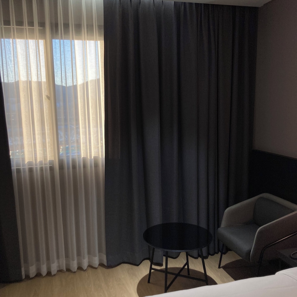 Rivertain Hotel Gyeongju 35/59