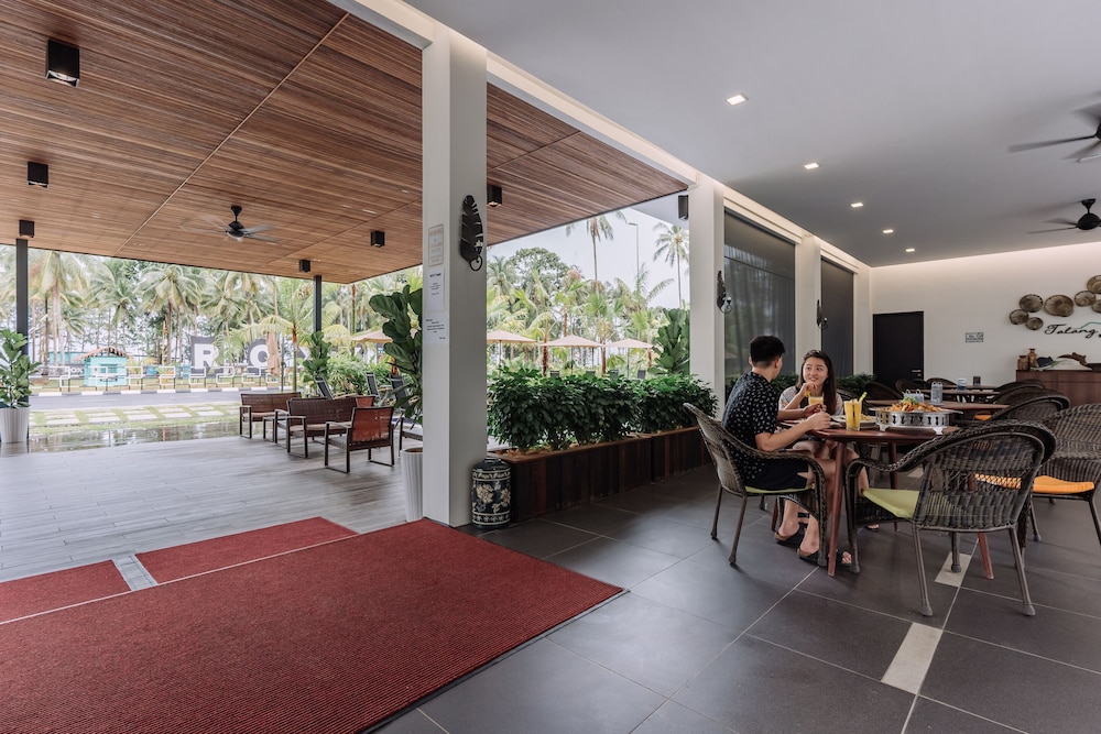 Roxy Sematan Villa And Townhouse 39/60