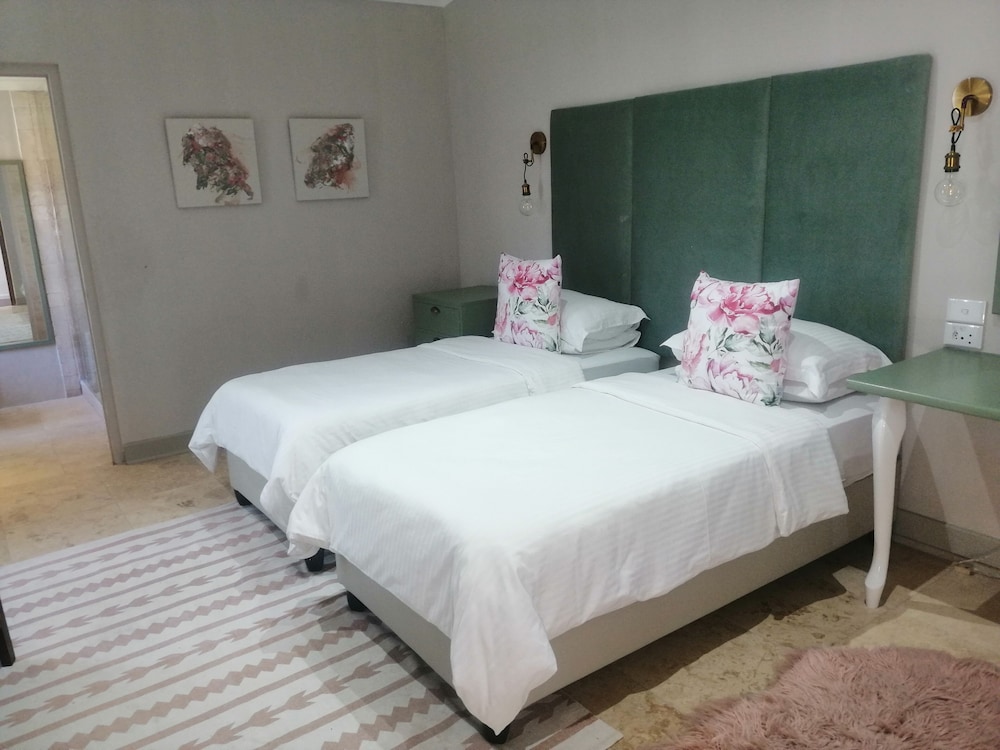 Little Scotia Guest House 6/21
