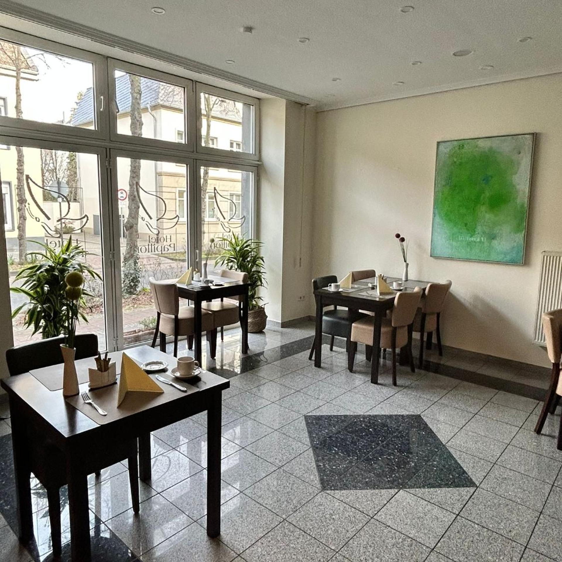 Hotel Papillon 24/50