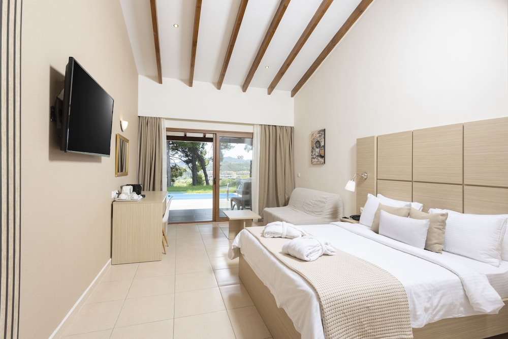 JUNIOR SUITE, PRIVATE POOL