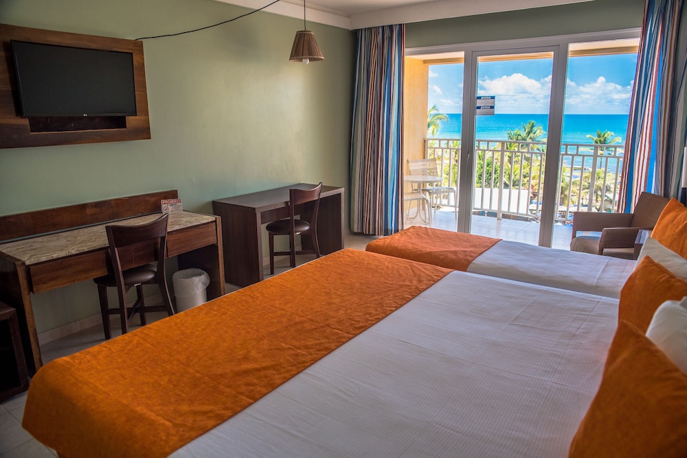 Gran Hotel Stella Maris Urban Resort and Conventions 28/50