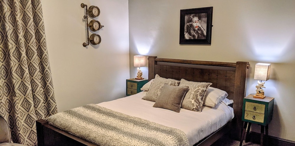 Ground, King Bed, 2 King Beds, Ground Floor