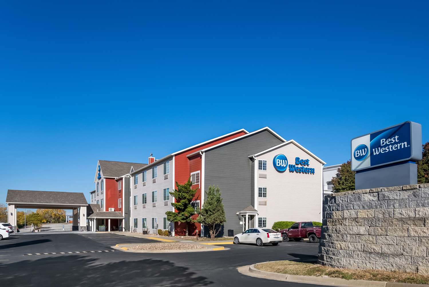 Best Western Worlds Of Fun Inn & Suites 40/41