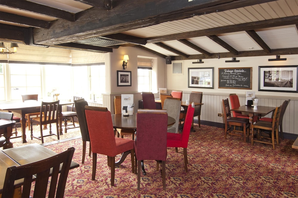 Premier Inn Manchester (Handforth) 25/41