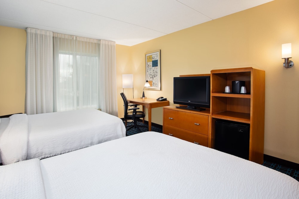 غرفة بسريرين كوين، Fairfield Inn Suites By Marriott Lexington North 2/4