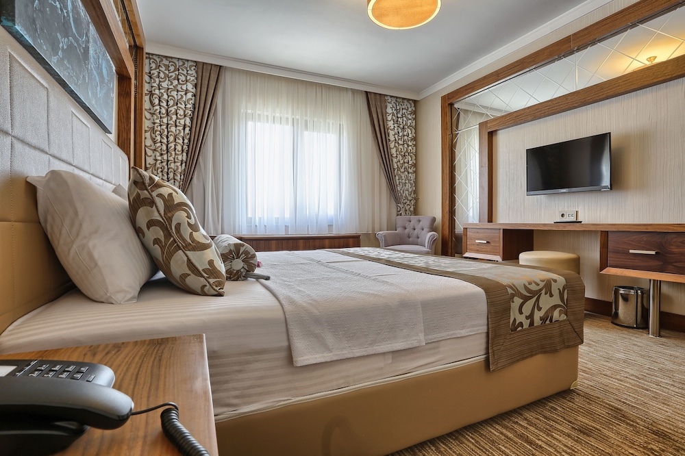 City Hotel Residence 9/42