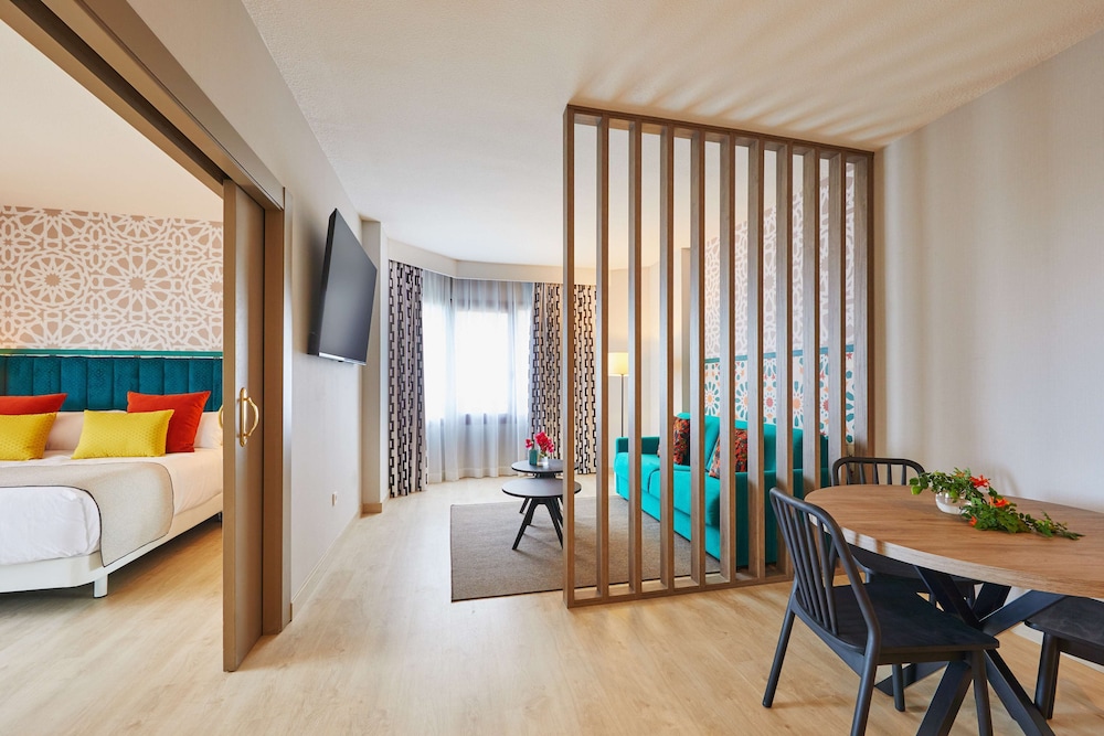 Hesperia Sevilla Hotel 18/72