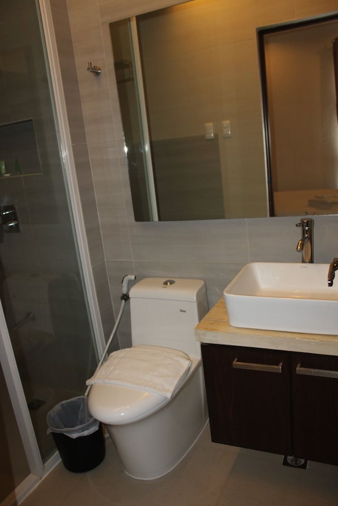 The Reef Hotel And Residences 8/51