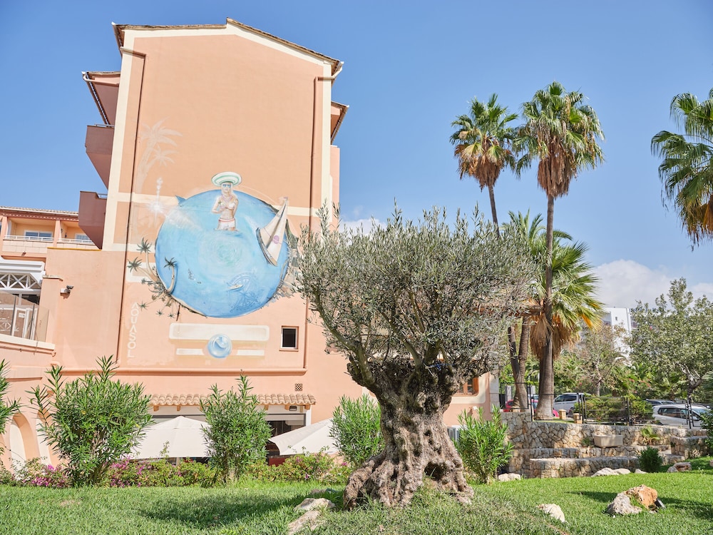 Aquasol Aparthotel 43/46