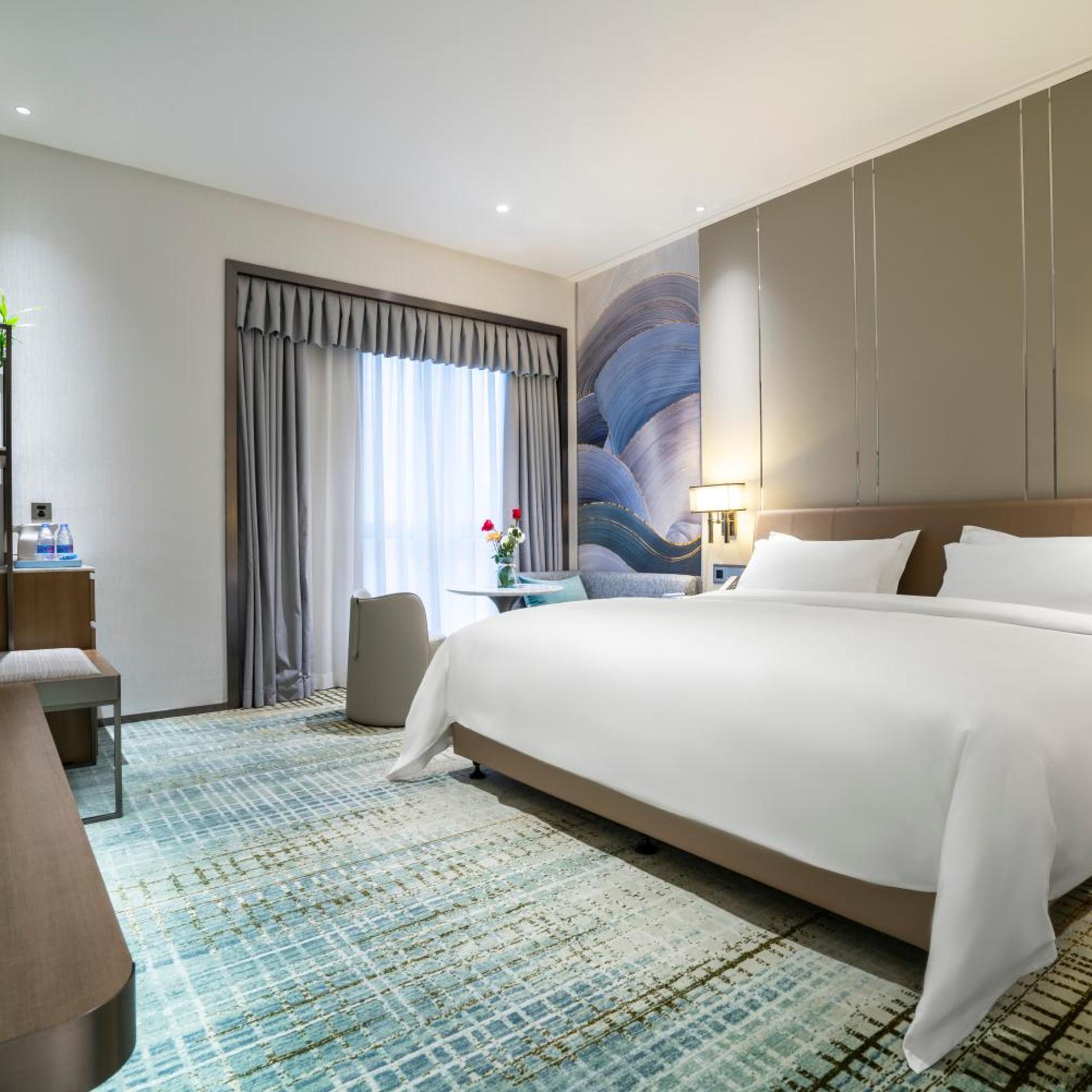 Victoria, Suite, King Bed