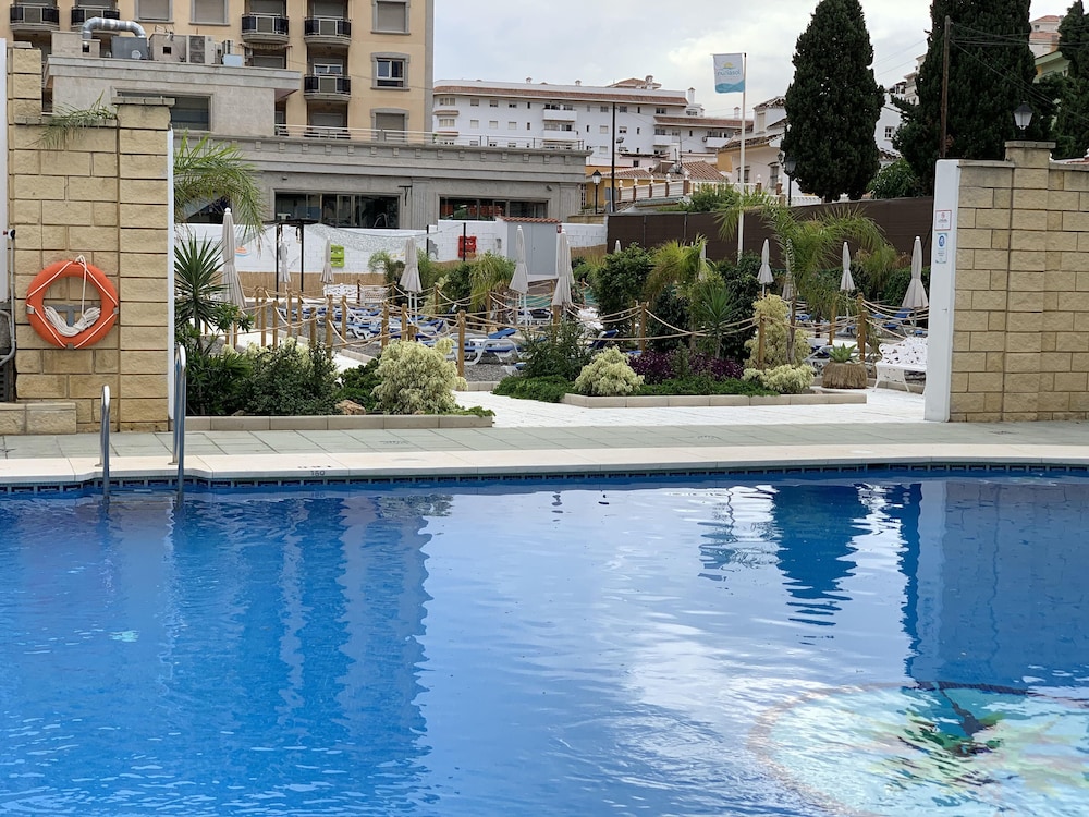 Apartamentos Nuriasol 45/50