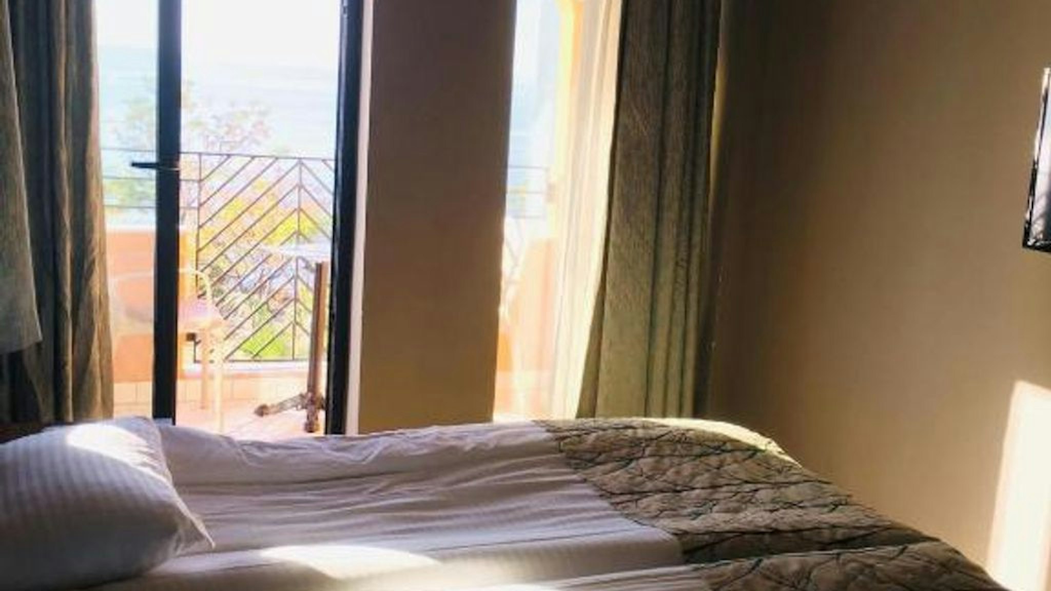 Nebilux Hotel 3/17