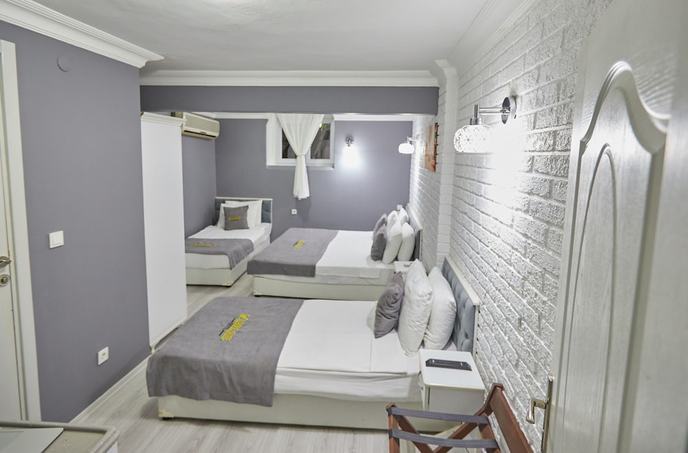 TAKSIM UNIQUE SUITES 24/73