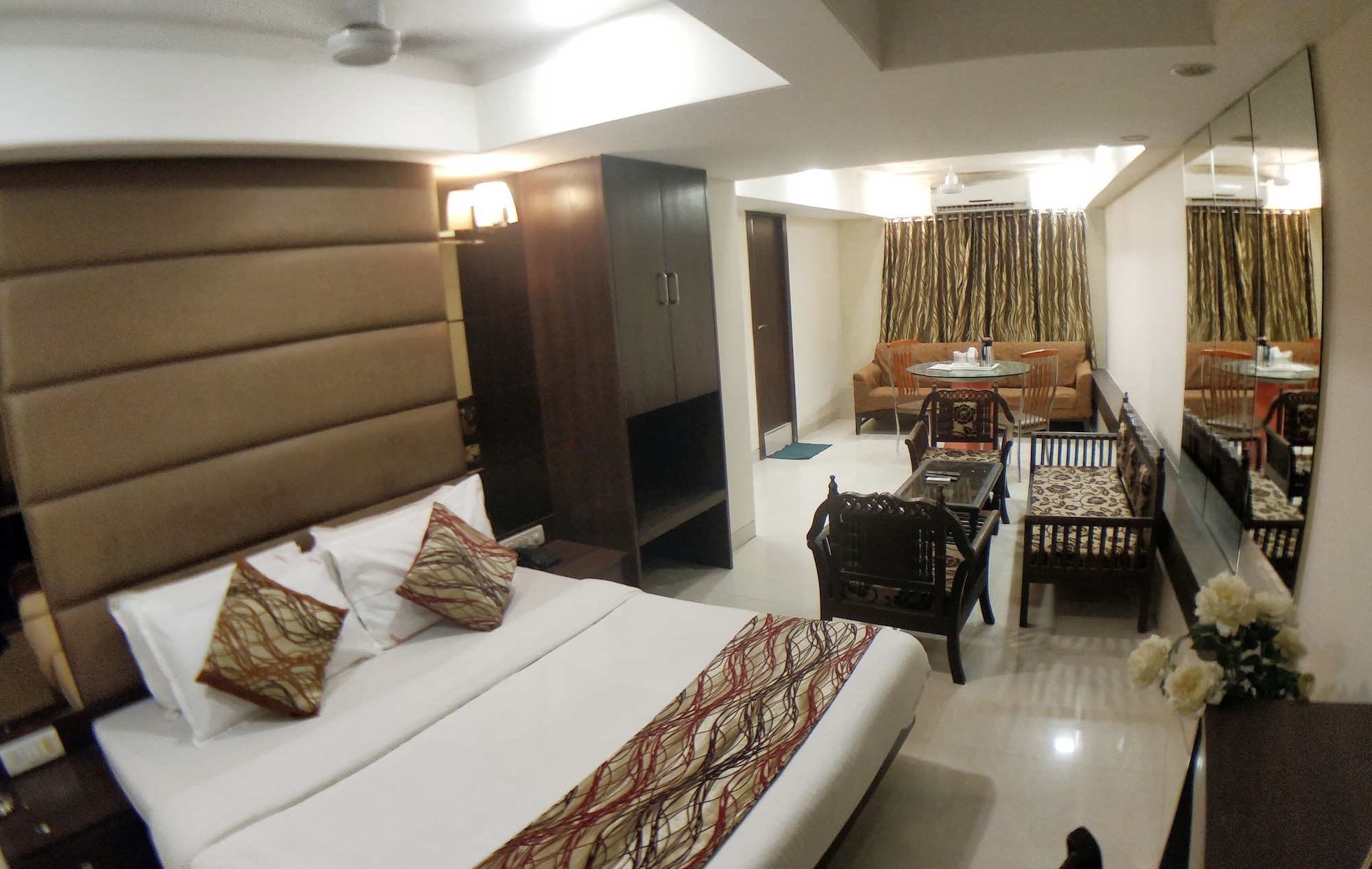 غرفة قياسية بسرير مزدوج، Kamran Residency 8/10